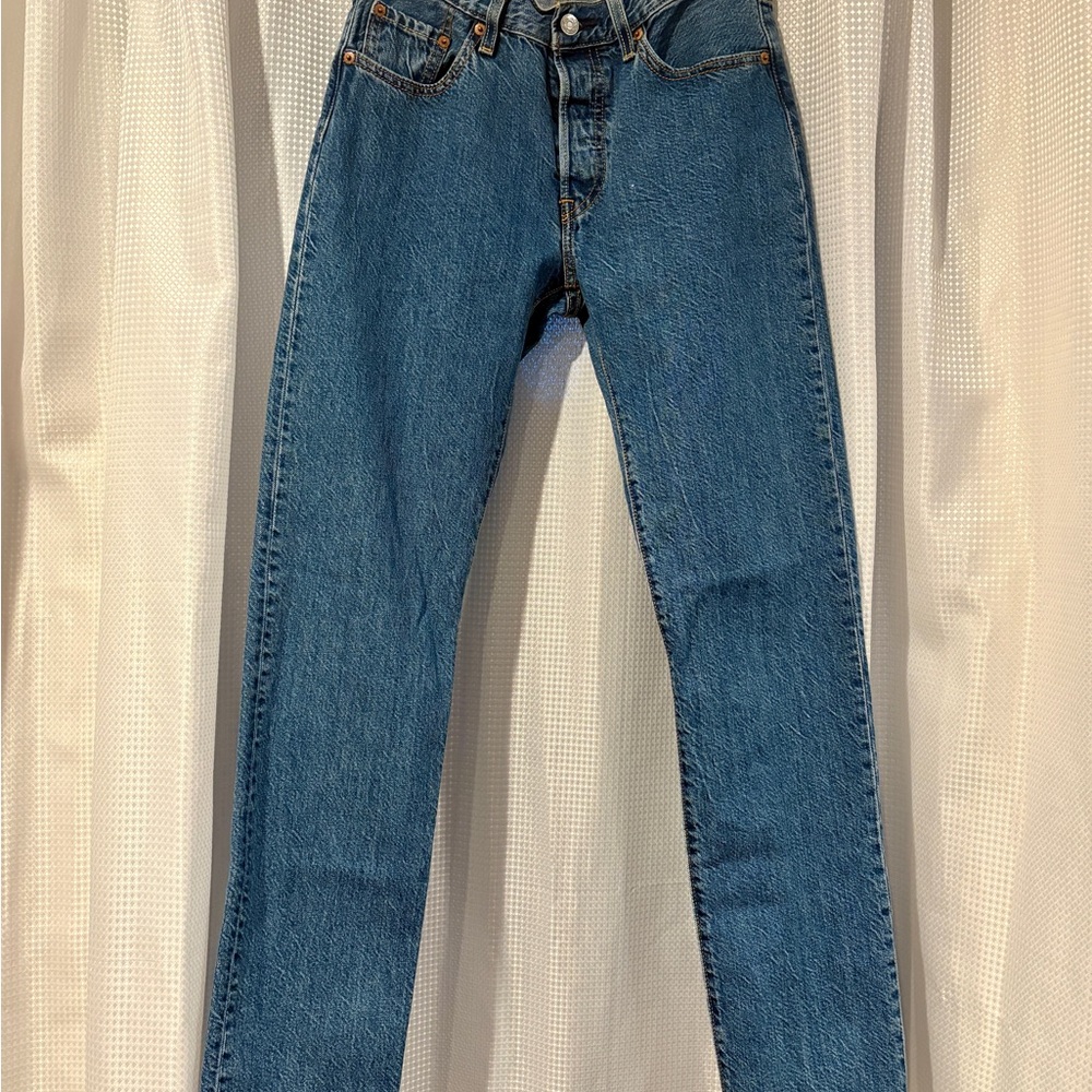 Levis 501 original womens button fly jeans 24x32 straight leg reg fit